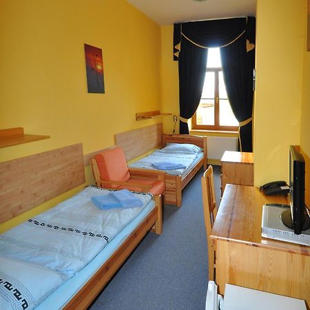 Hotel U Radnice Louny Szoba fotó