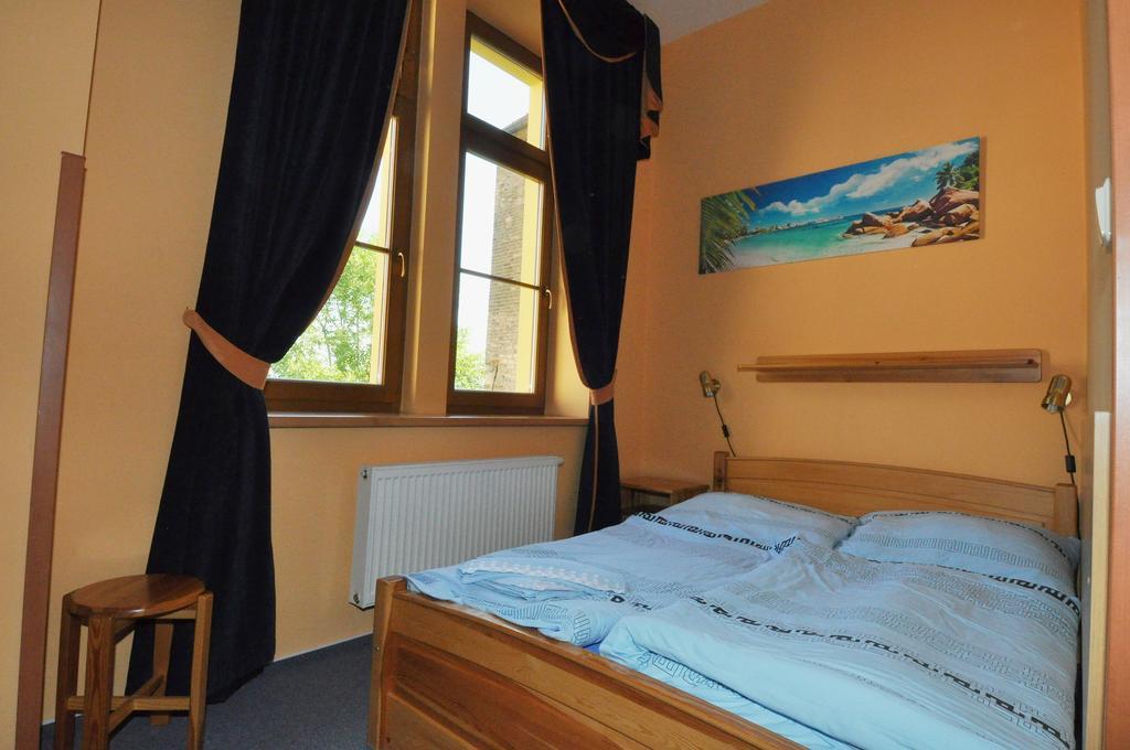Hotel U Radnice Louny Kültér fotó