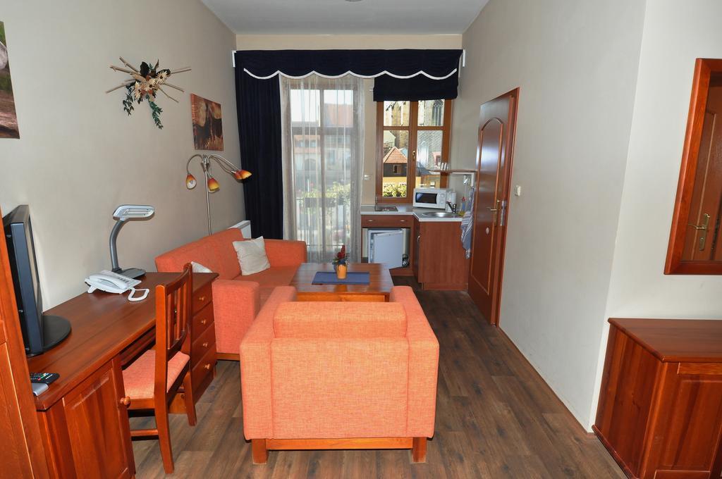 Hotel U Radnice Louny Kültér fotó