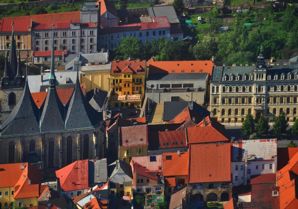 Hotel U Radnice Louny Kültér fotó